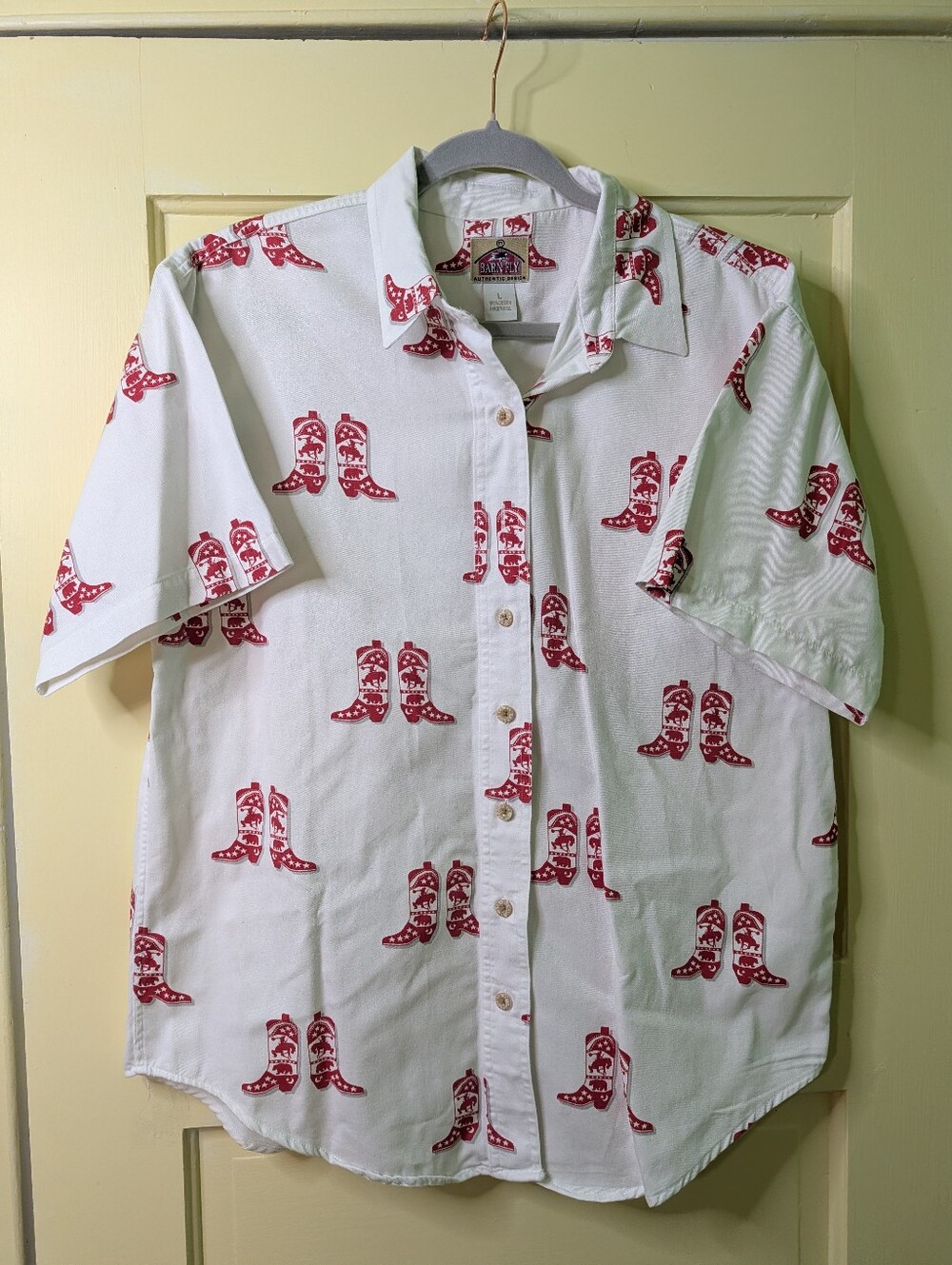 Barn Fly Cowboy Boot Print Button-Up Shirt – Large